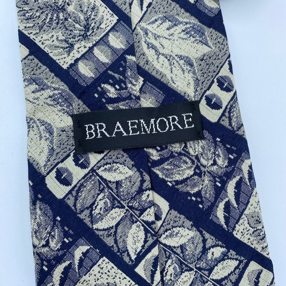 Braemore 100% Italian Silk Tie Made In Canada Blue & Light Gold Floral Block - Picture 3 of 8